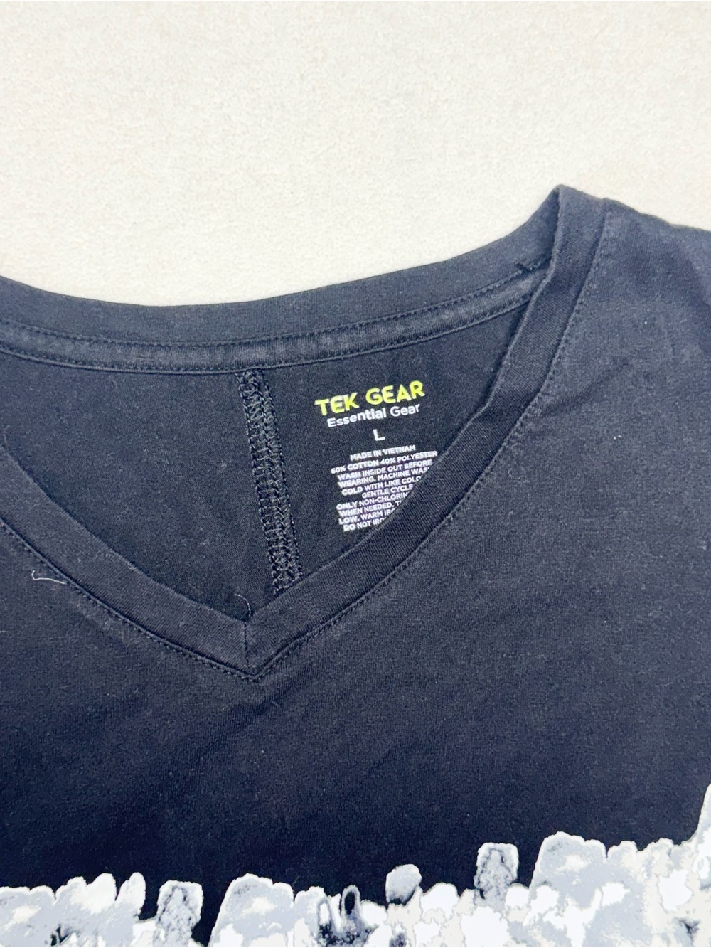Tek-Gear Tee Size L - Picture 2 of 5